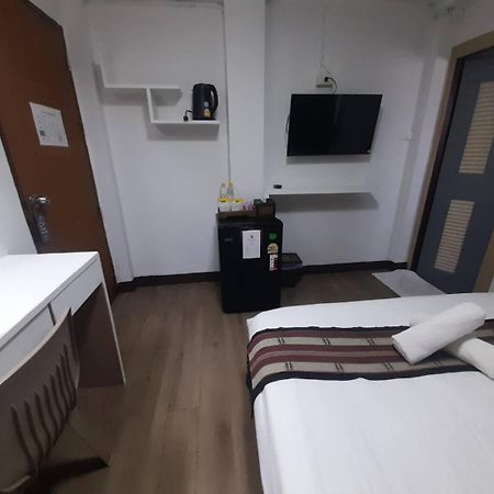 Home Place Hotel Chiang Mai Luaran gambar