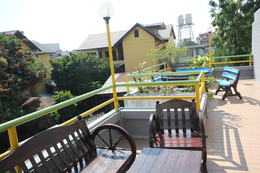 Home Place Hotel Chiang Mai Luaran gambar