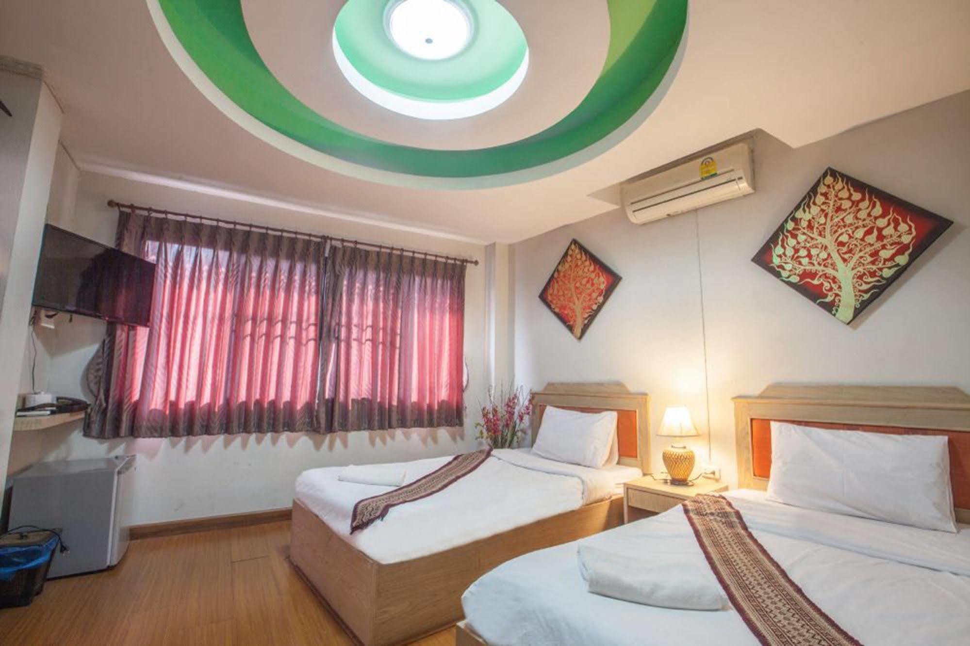 Home Place Hotel Chiang Mai Luaran gambar