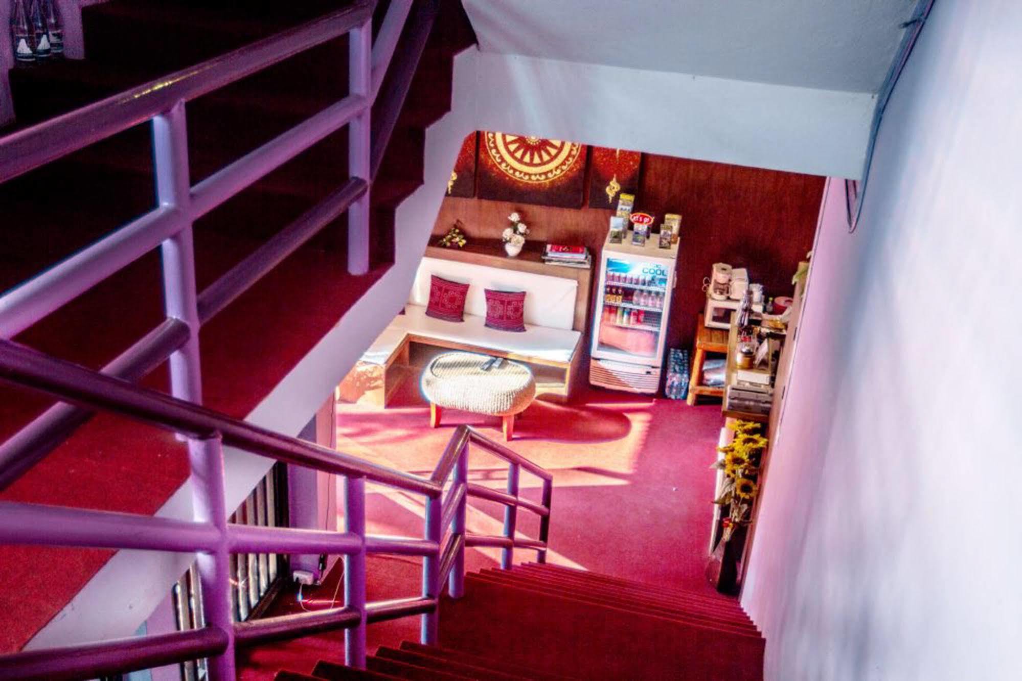 Home Place Hotel Chiang Mai Luaran gambar