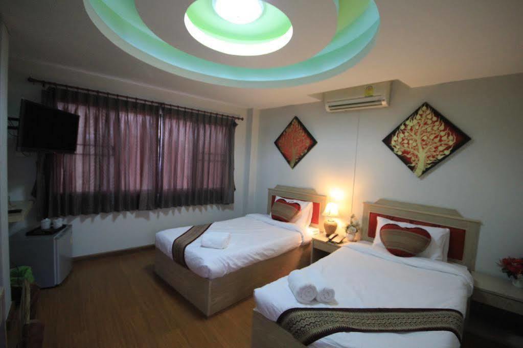 Home Place Hotel Chiang Mai Luaran gambar